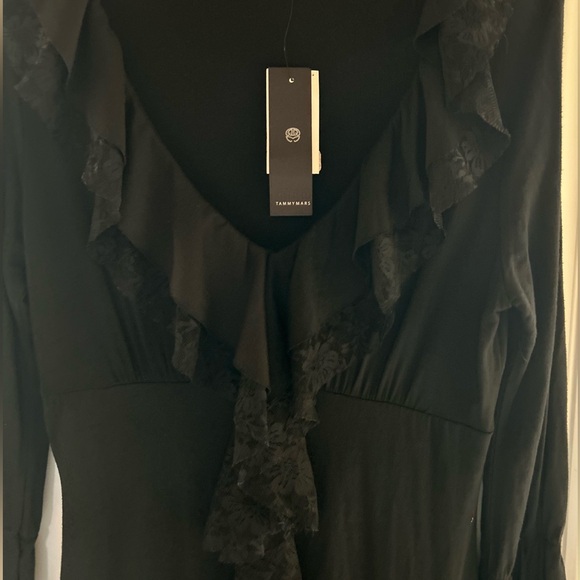 Tammy Mars Black Lace Ruffle Blouse in Size Large - Picture 3 of 3